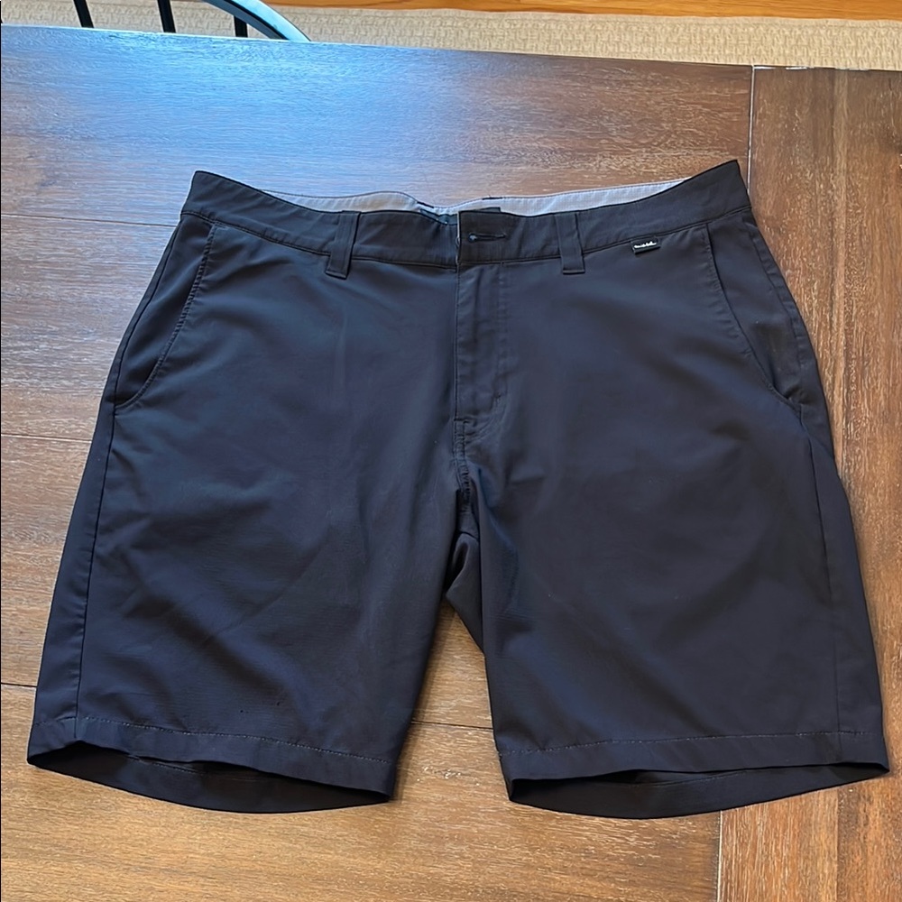 Travis Mathew Starnes Shorts - Black, Size 34 , 8.25 inch inseam